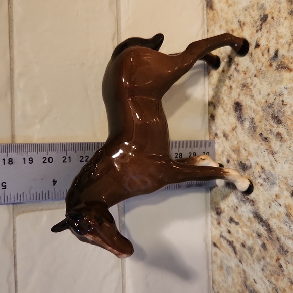 Beswick Foal - Picture 7 of 7